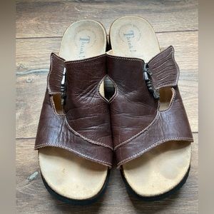 Think! Women’s Slip-on Sandals